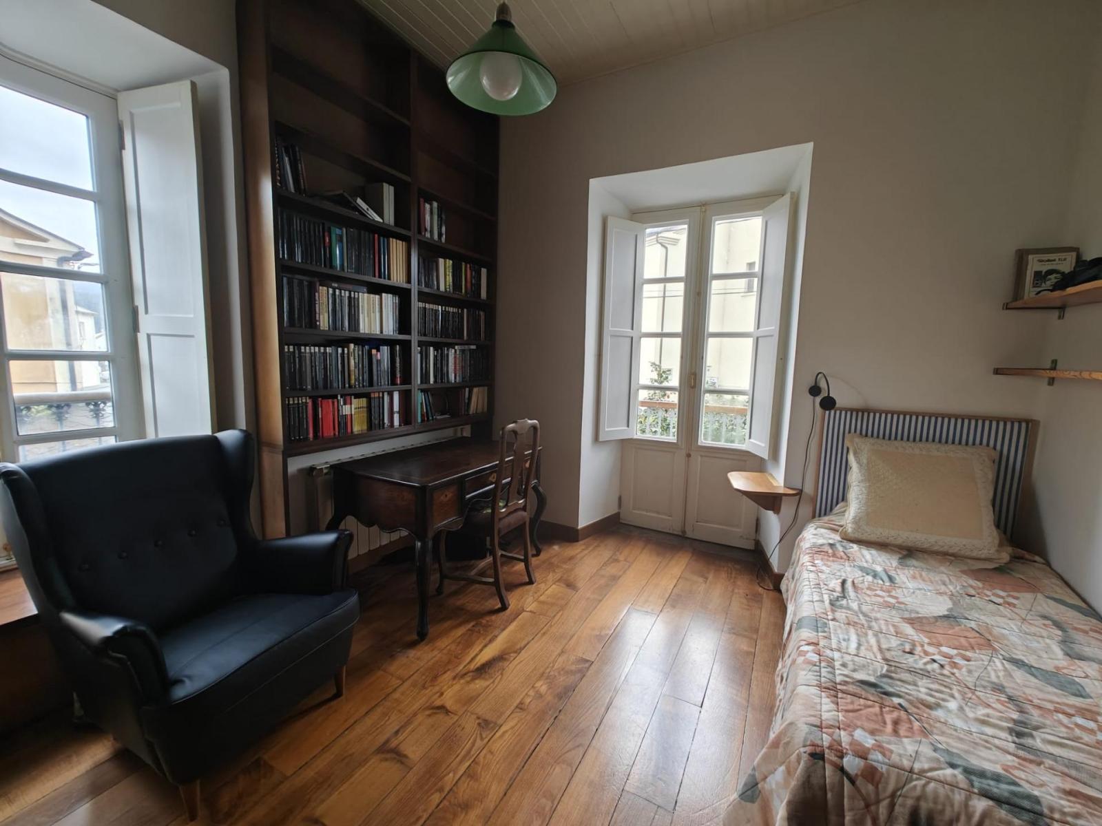 Chalet for Sale in Trabada