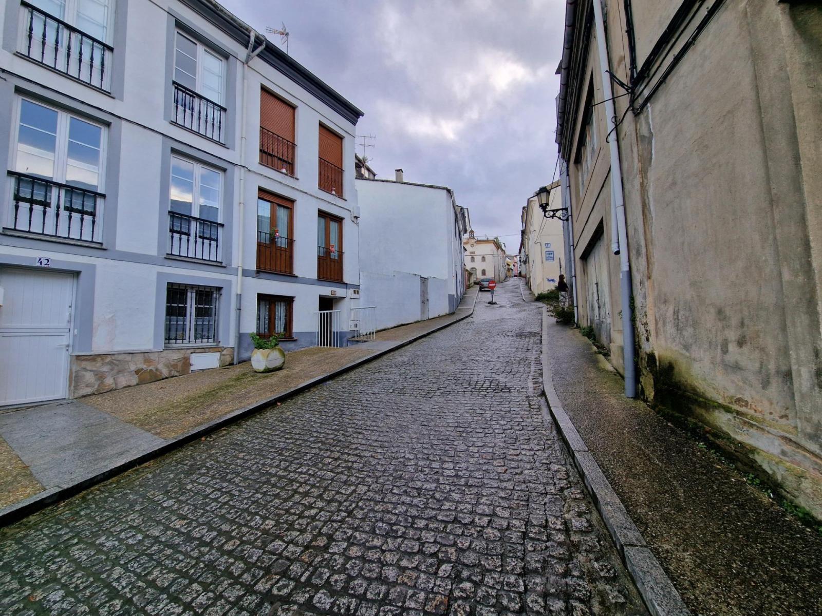 Semi-detached House for Sale in Ribadeo