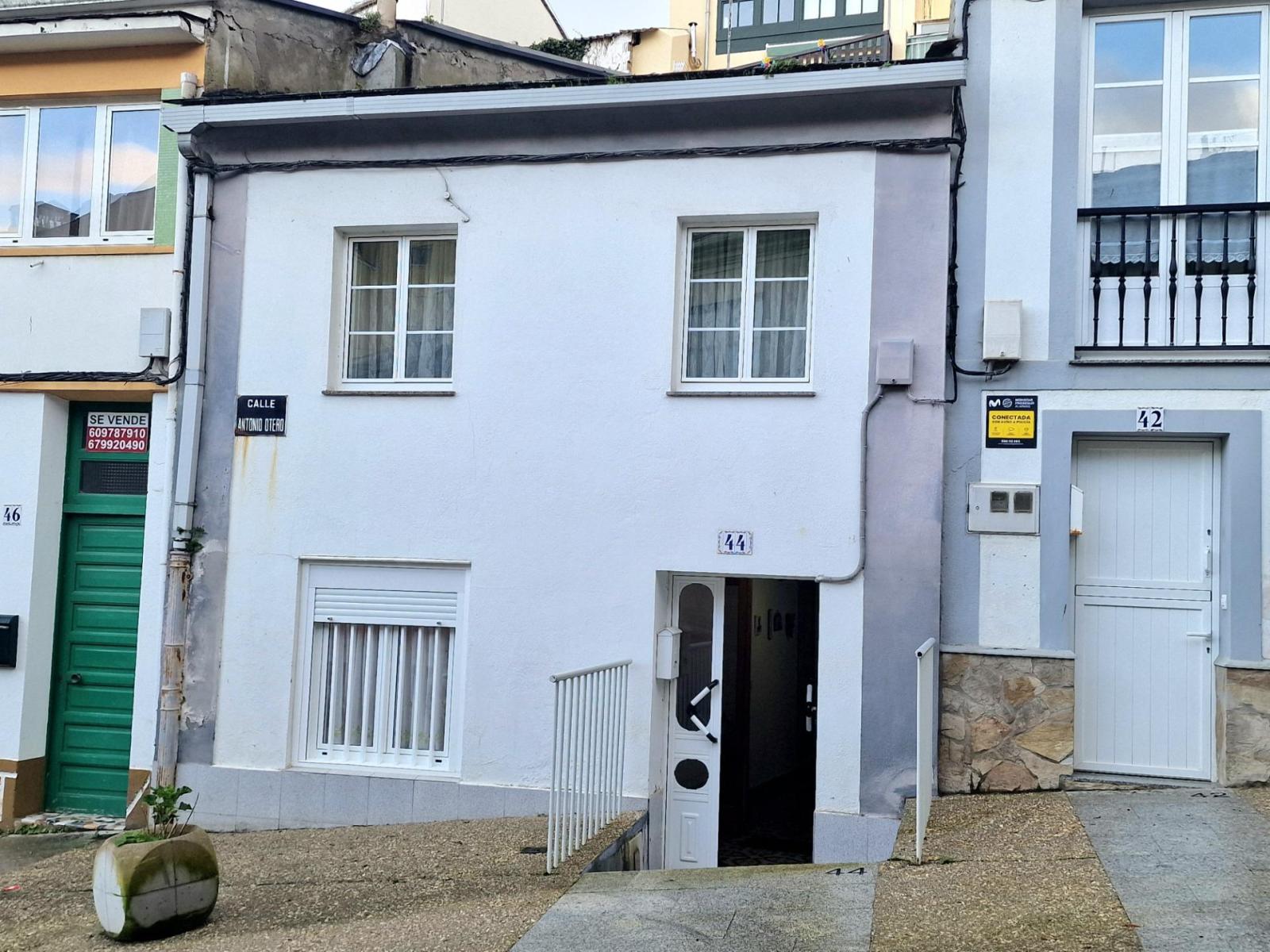Semi-detached House for Sale in Ribadeo