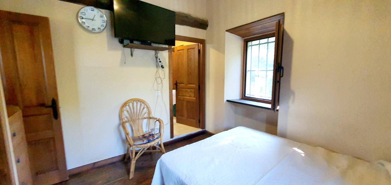 House for Sale in Castropol