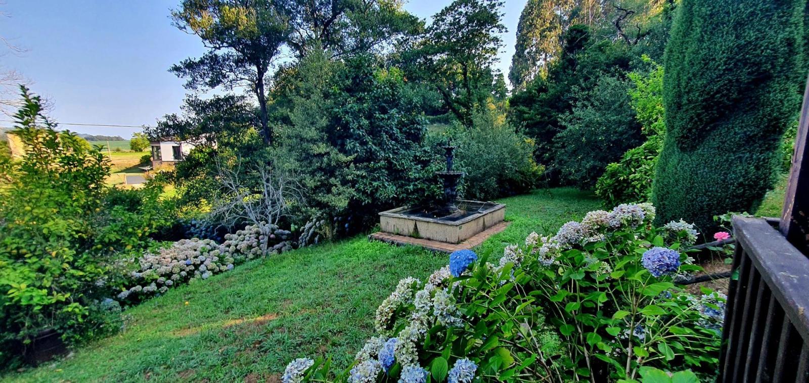 House for Sale in Castropol
