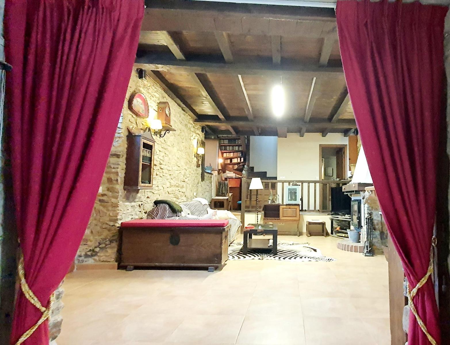 House for Sale in Castropol