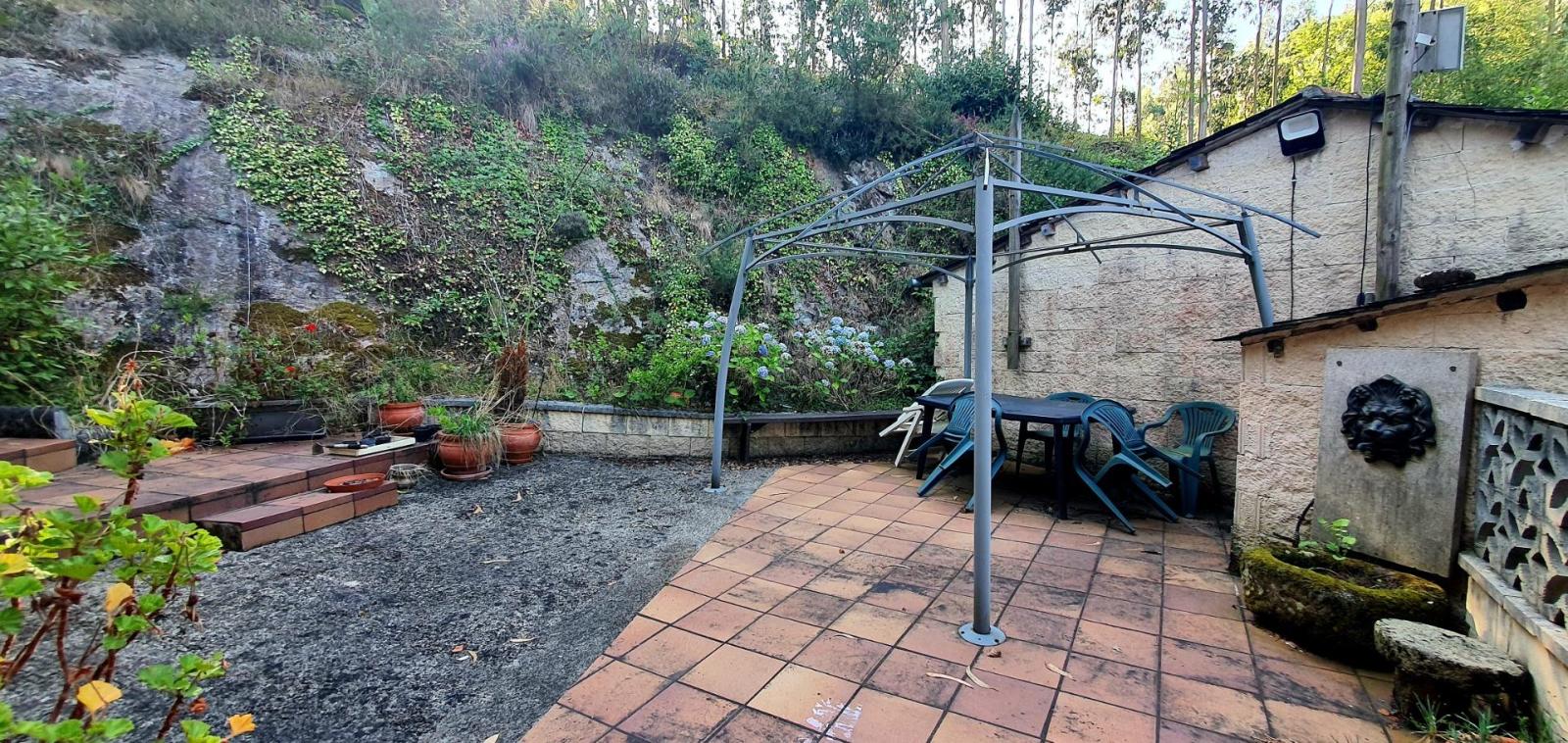House for Sale in Castropol