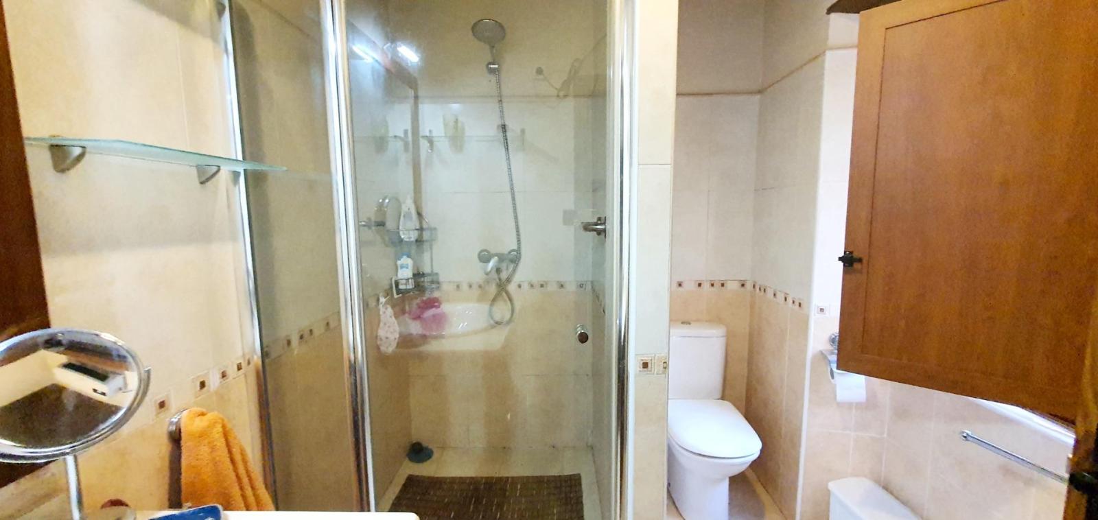 House for Sale in Castropol