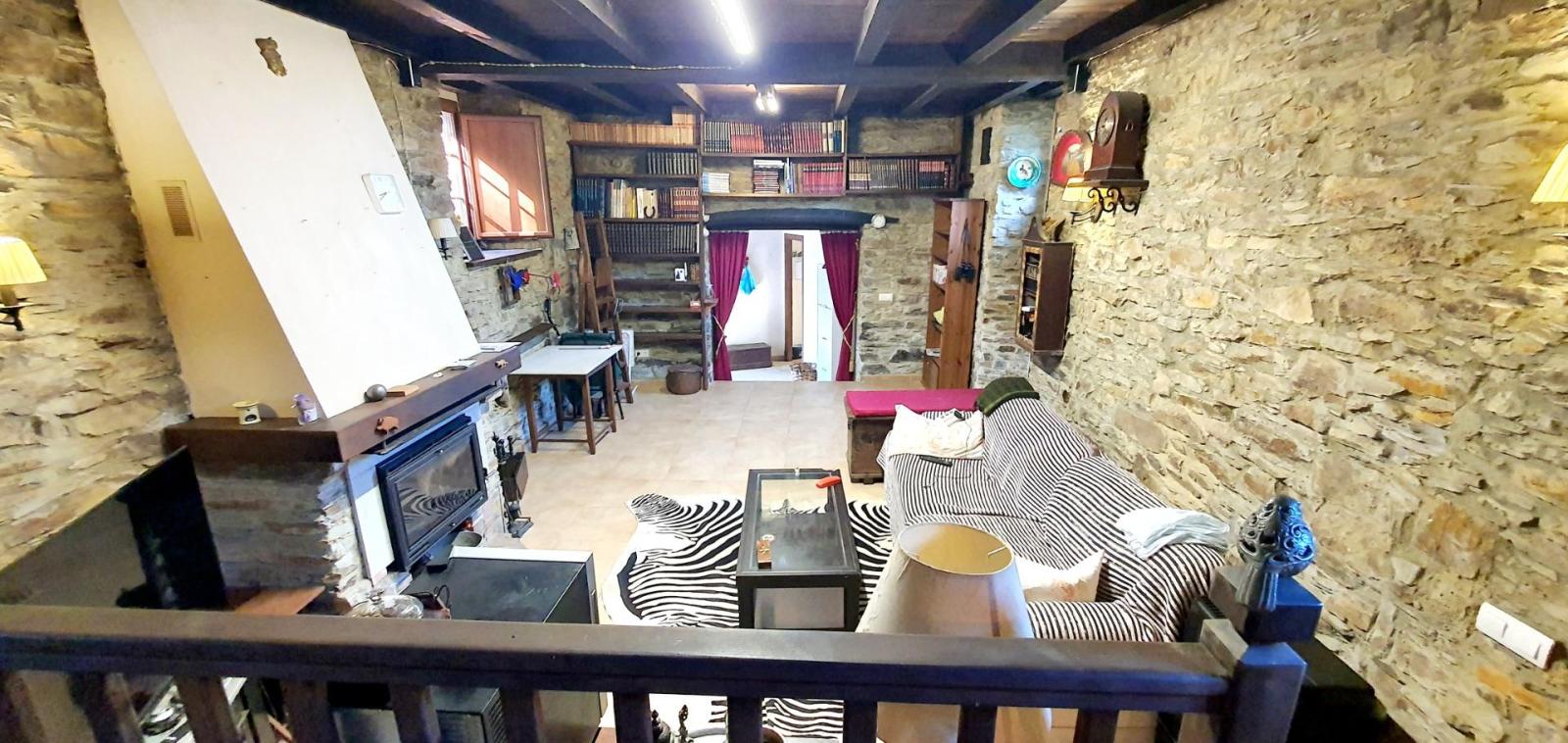 House for Sale in Castropol