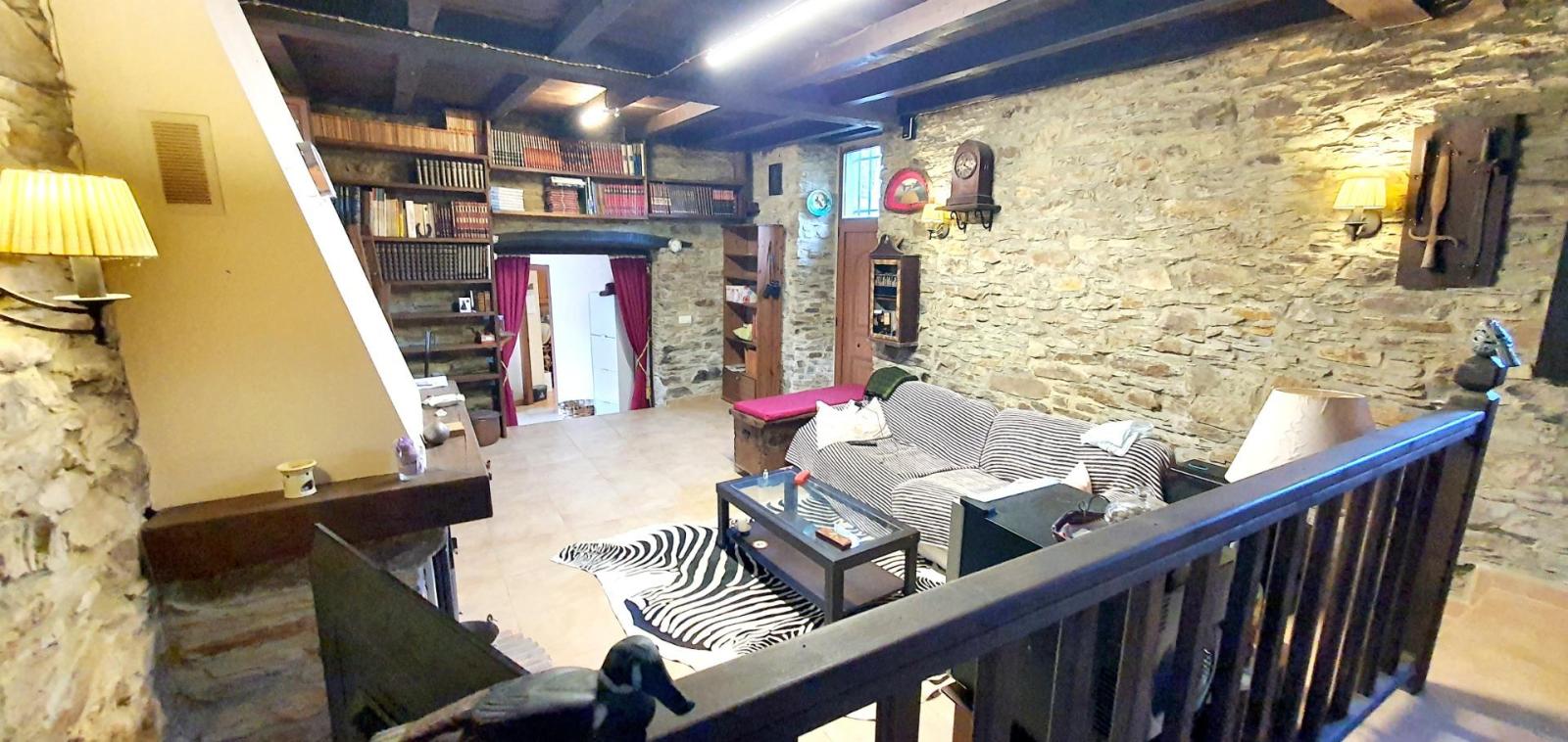 House for Sale in Castropol
