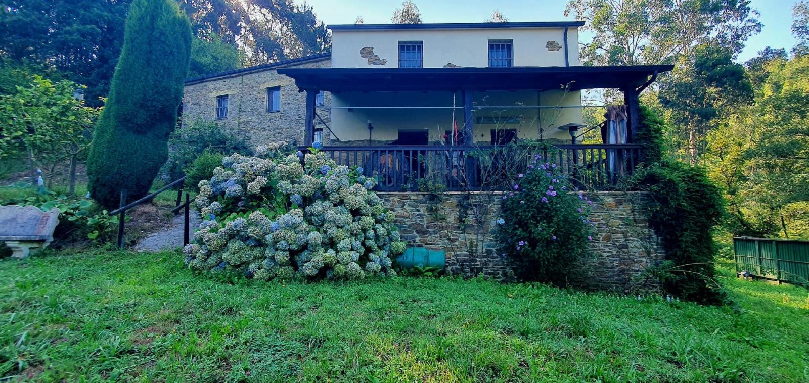 House for Sale in Castropol