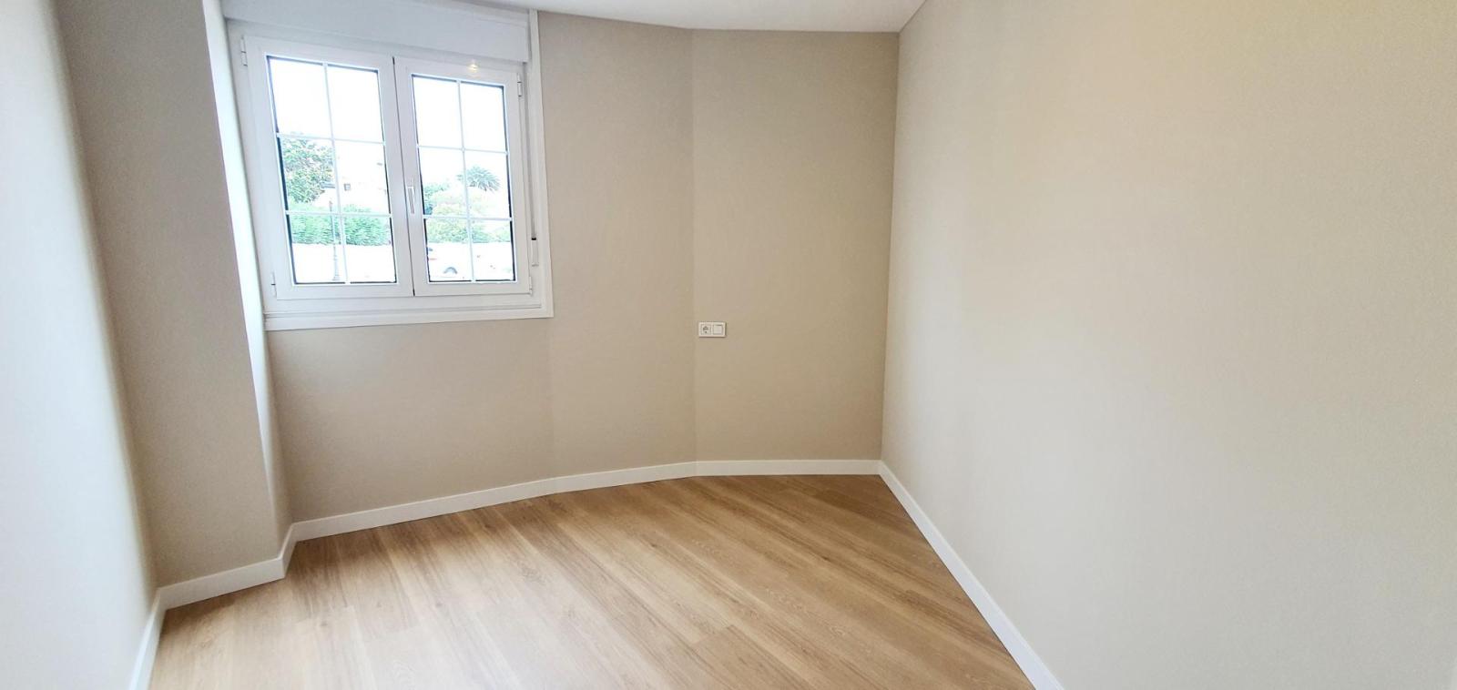 Flat for Sale in Tapia de Casariego