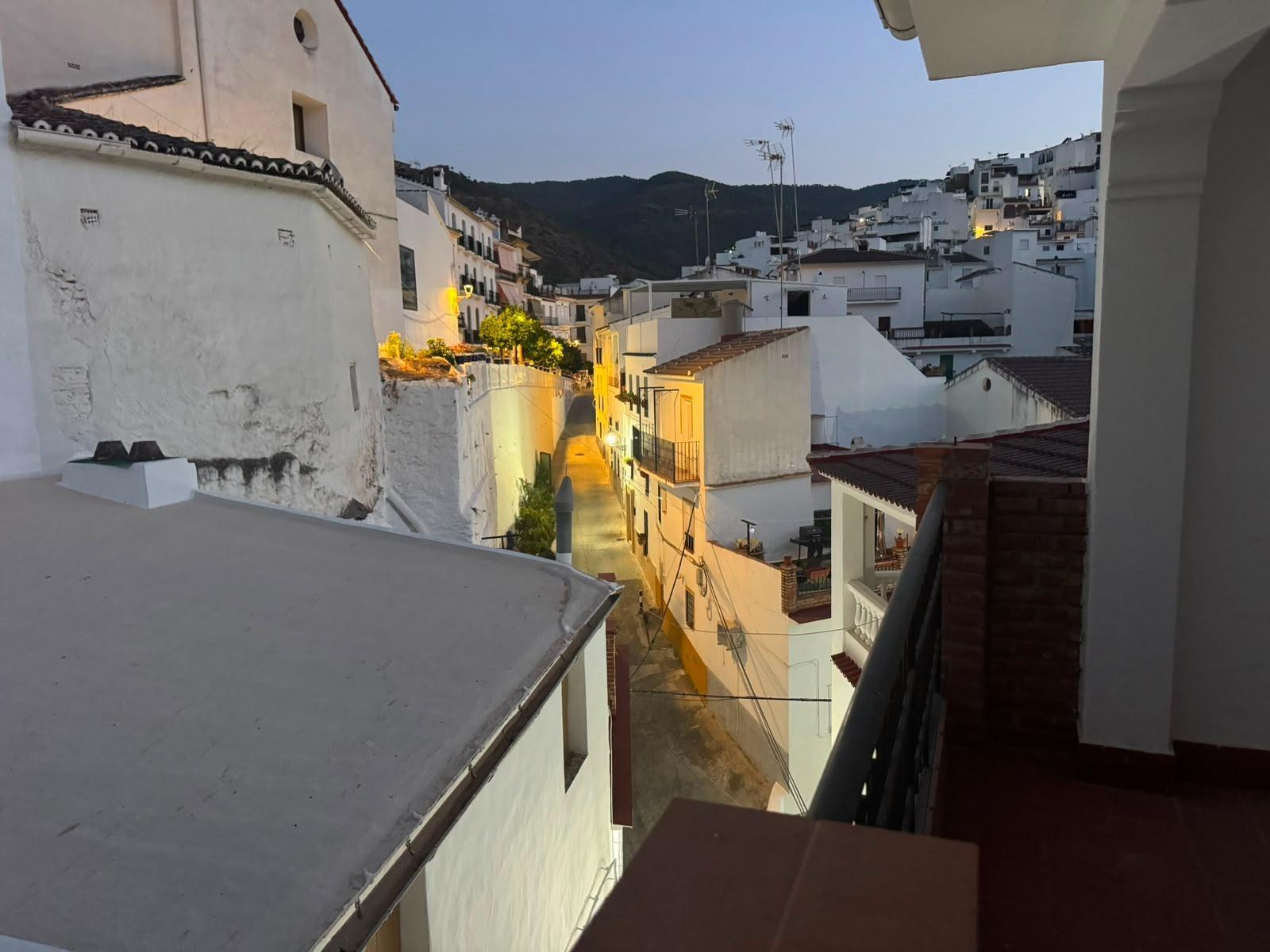 House for Sale in Tolox