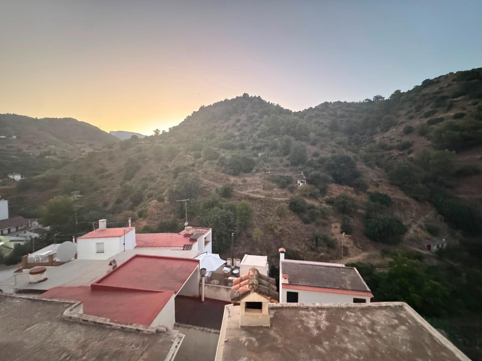 House for Sale in Tolox