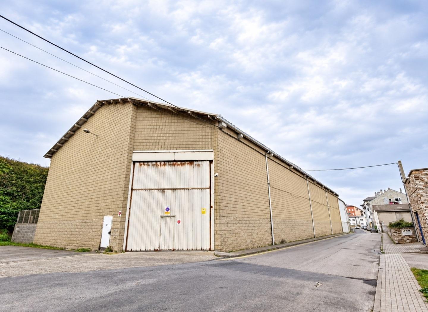 Nave en Venta en Tapia de Casariego