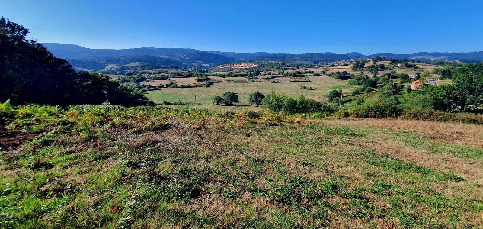 Parcela en Venta en Las Regueras