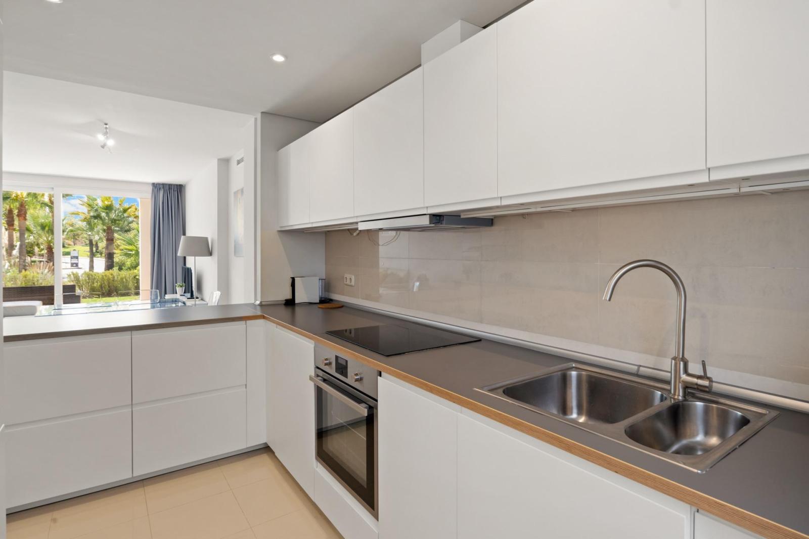 Flat for Sale in Casares