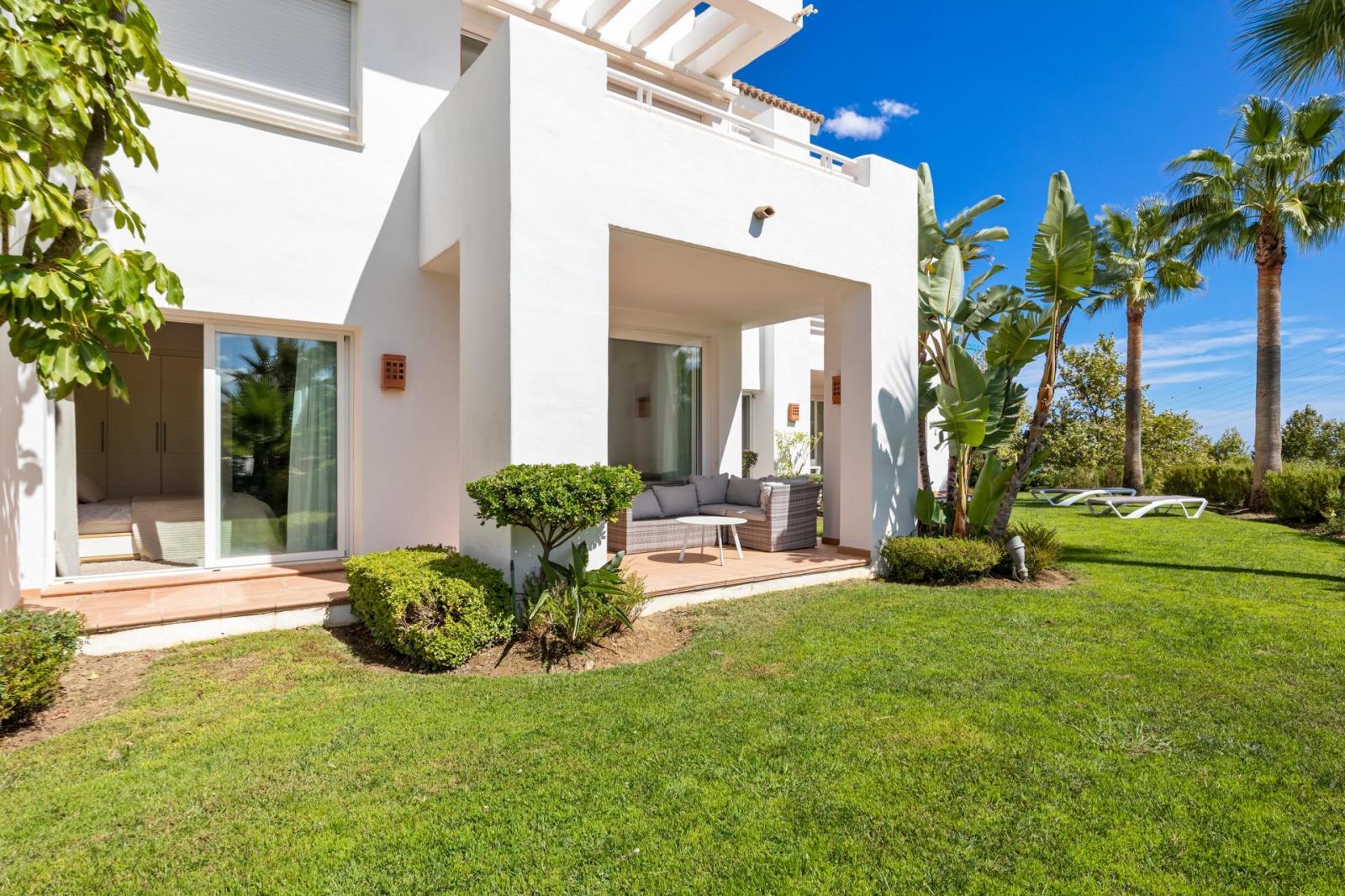 Flat for Sale in Casares