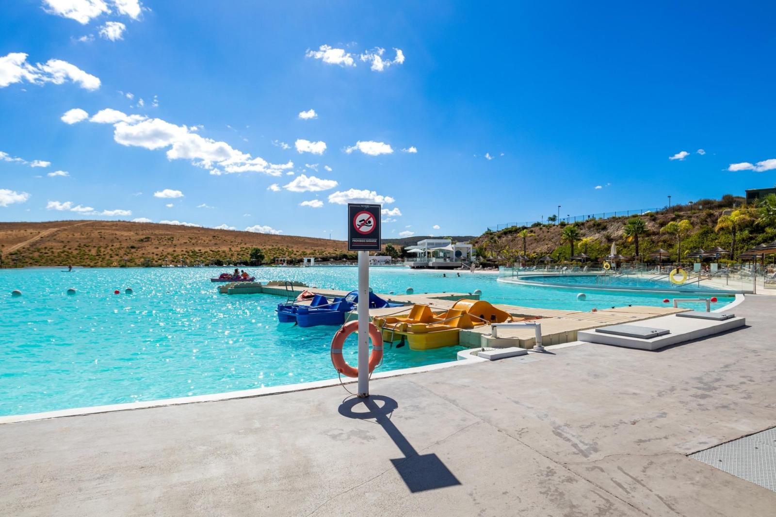 Flat for Sale in Casares