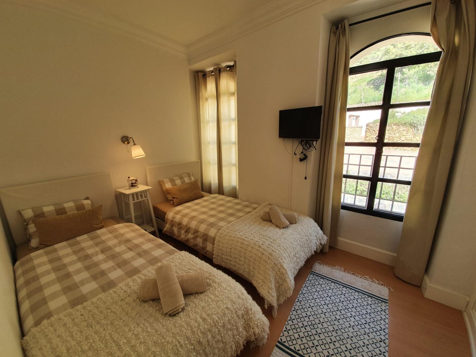 Finca en Venta en Setenil de las Bodegas