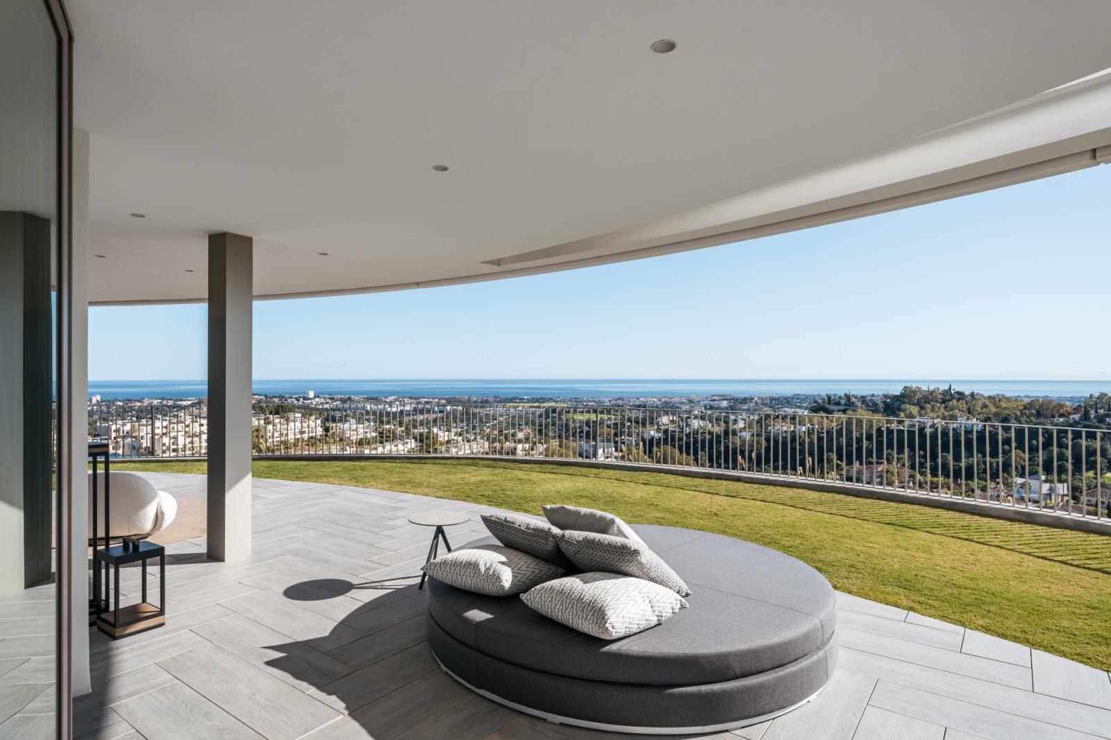 Apartment for Sale in Benahavís
