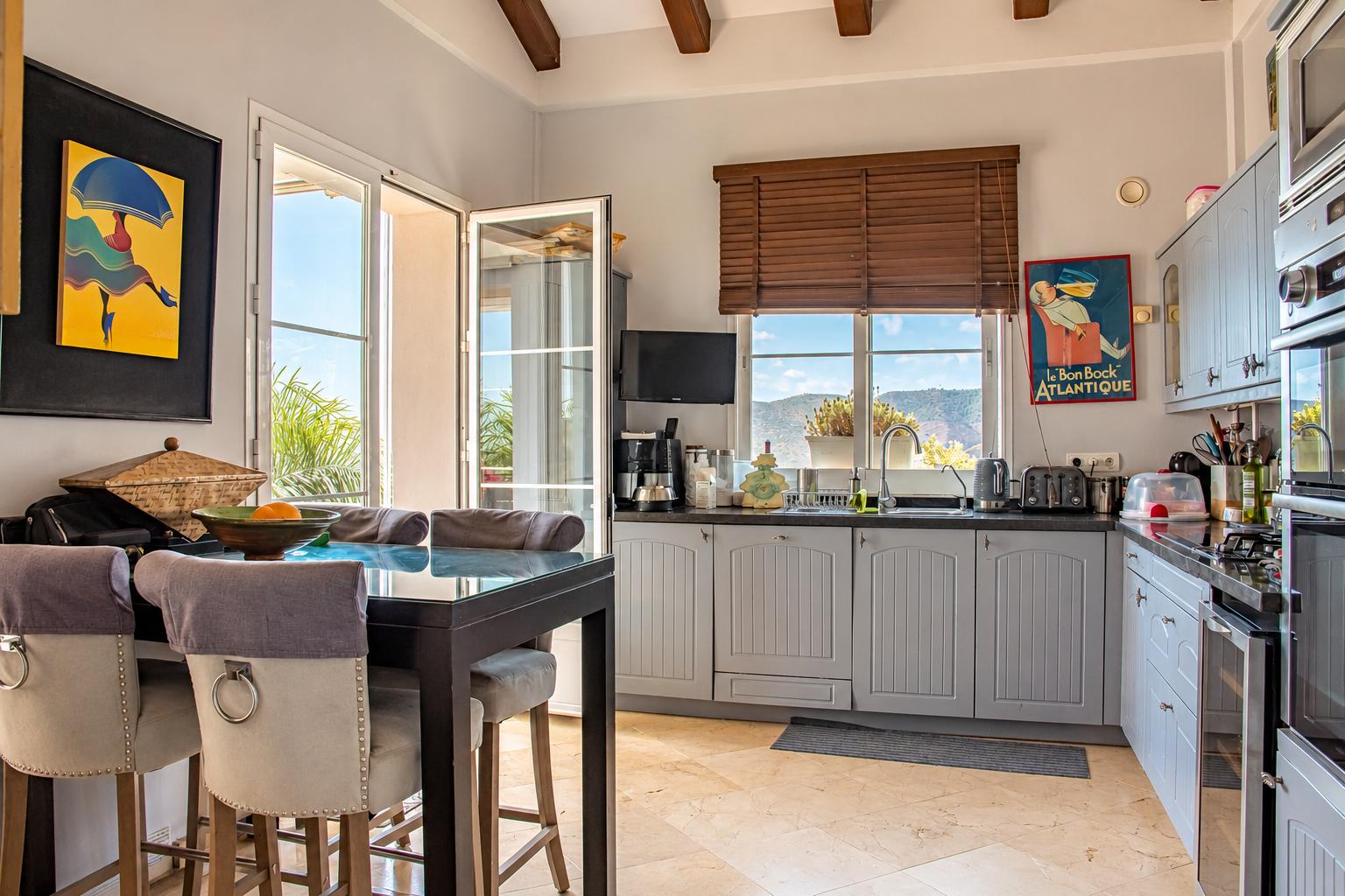Villa for Sale in Istán
