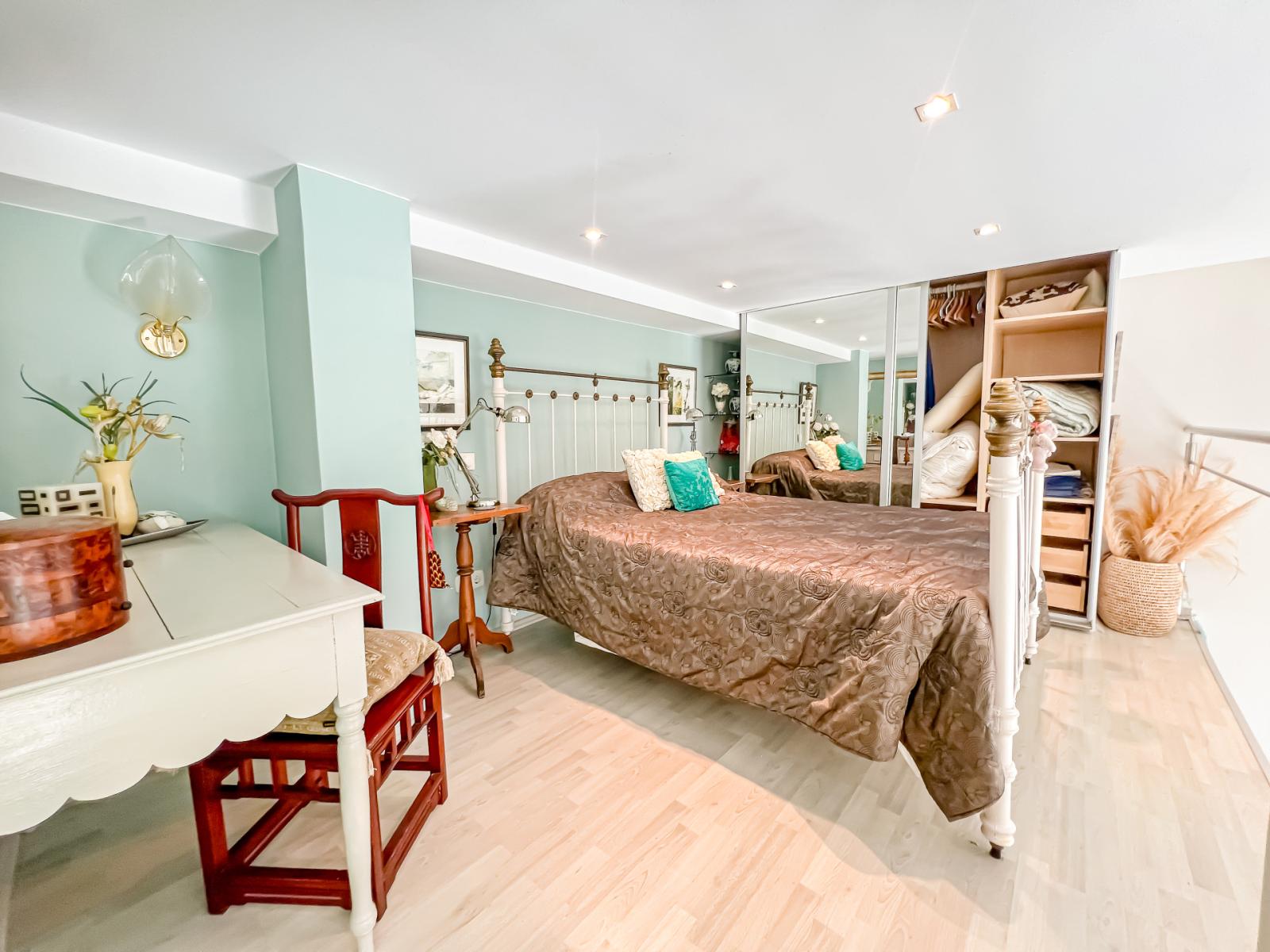 Villa for Sale in Istán