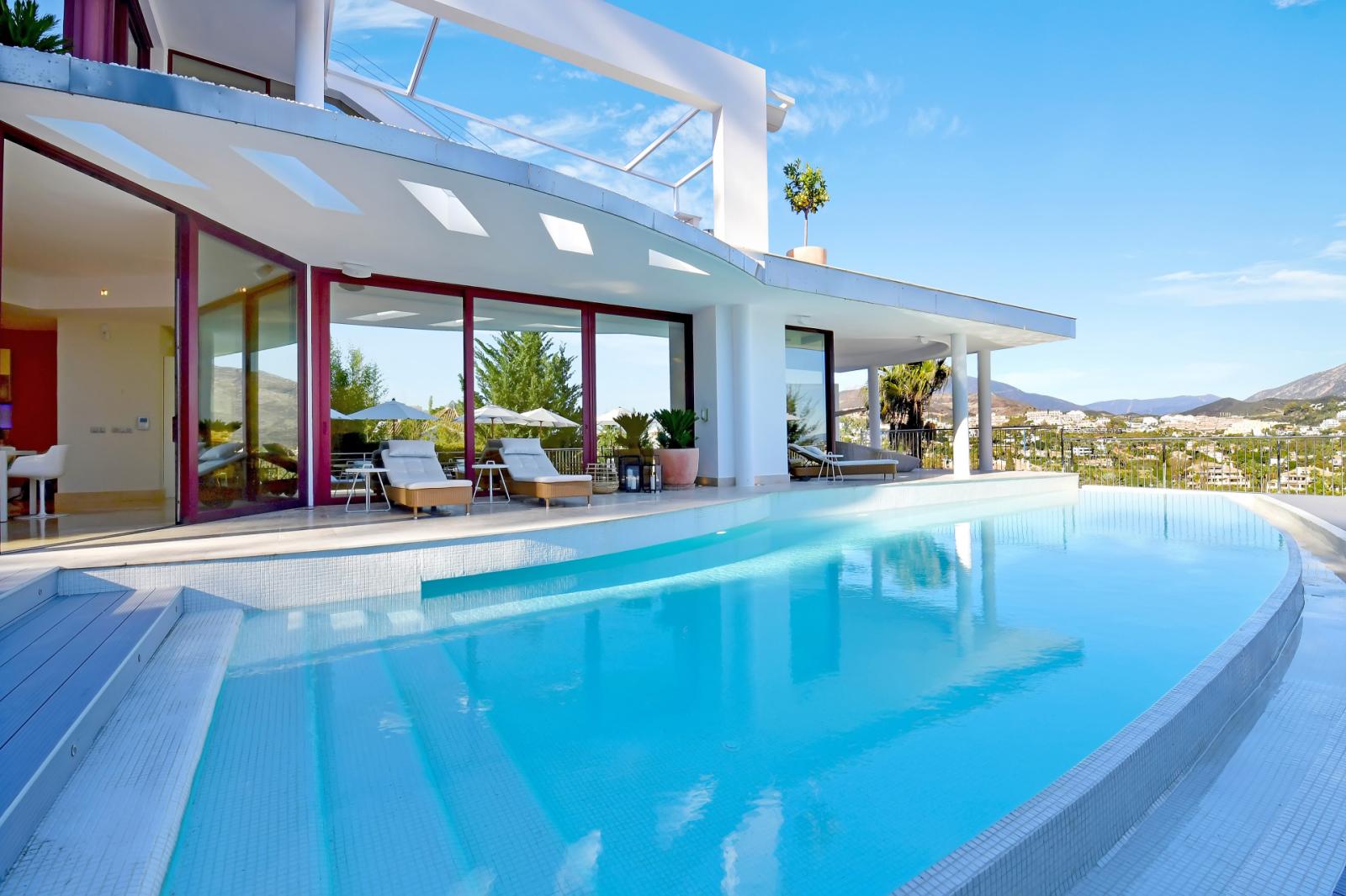 Villa for Holiday Rental in Marbella