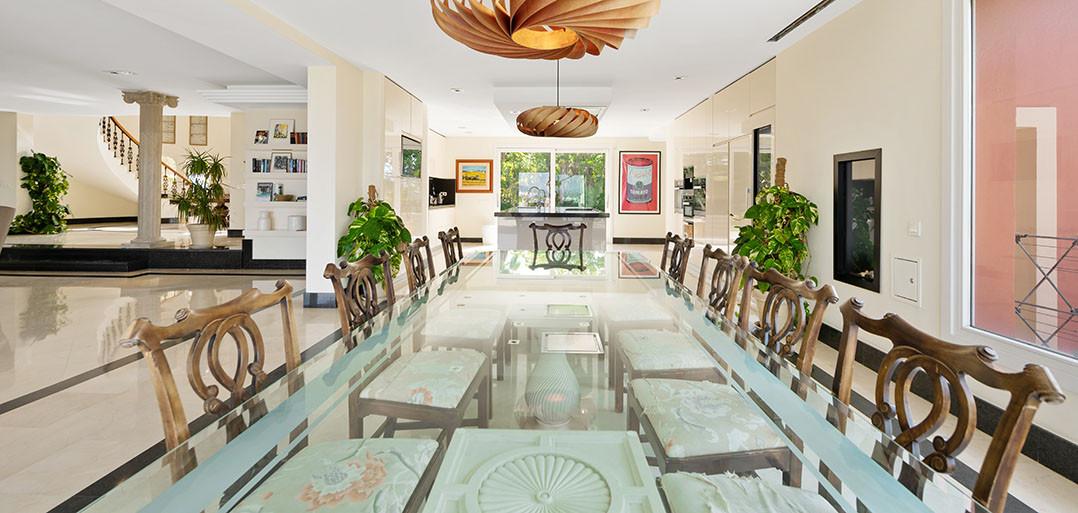 Villa for Sale in Estepona