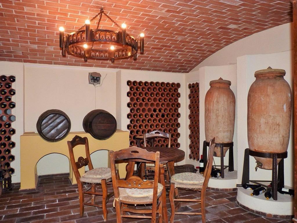 Chalet for Sale in Roquetas de Mar