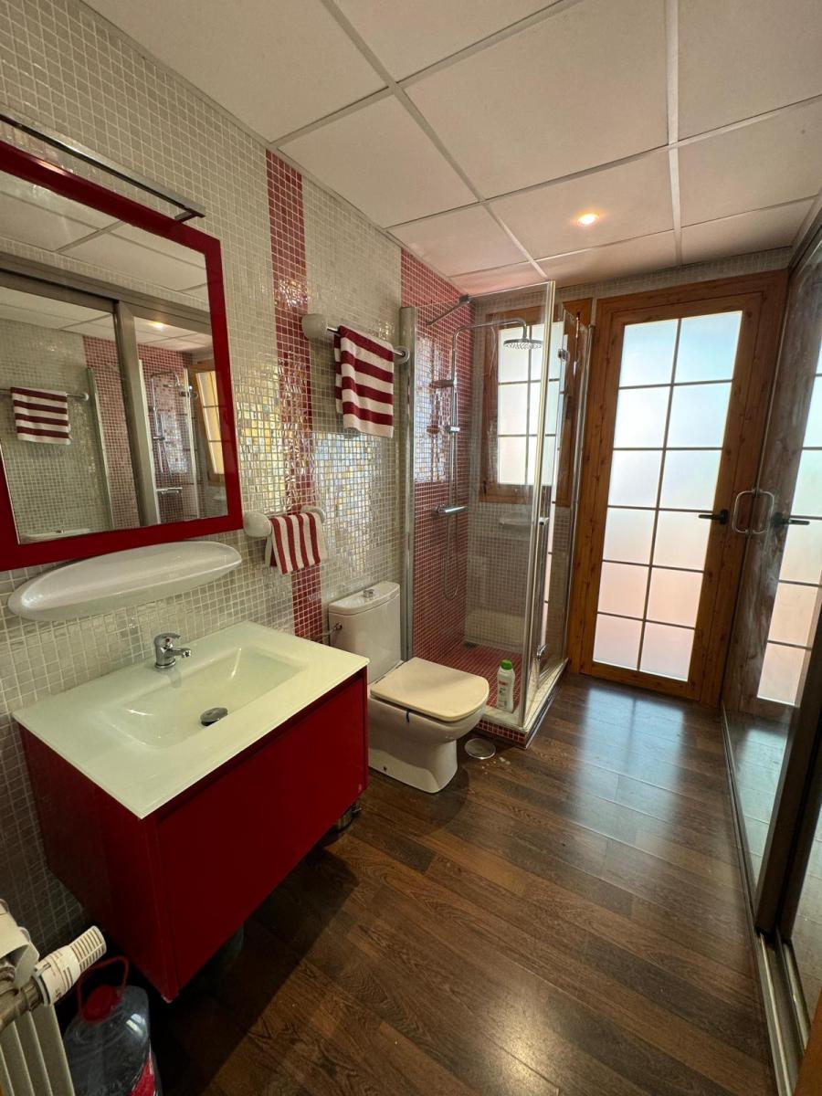 Chalet for Sale in Roquetas de Mar