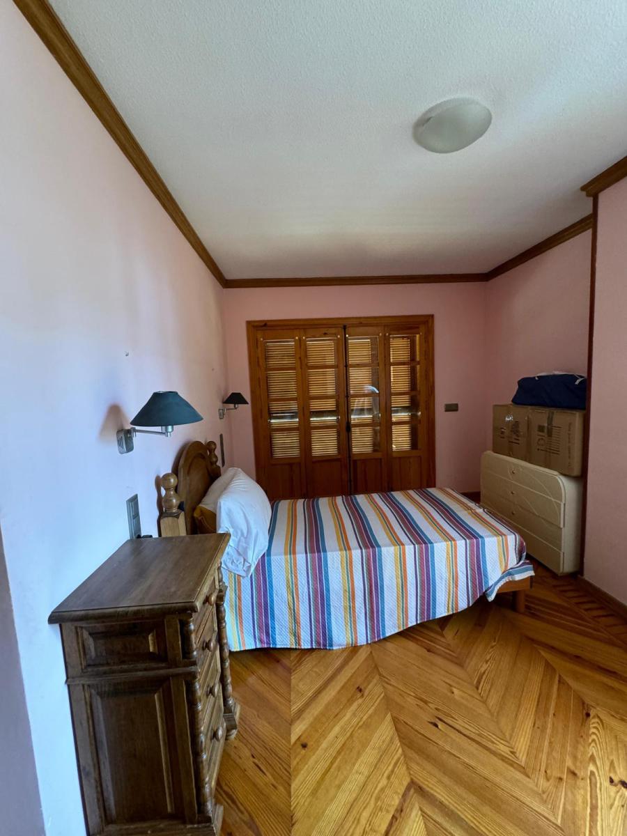 Chalet for Sale in Roquetas de Mar
