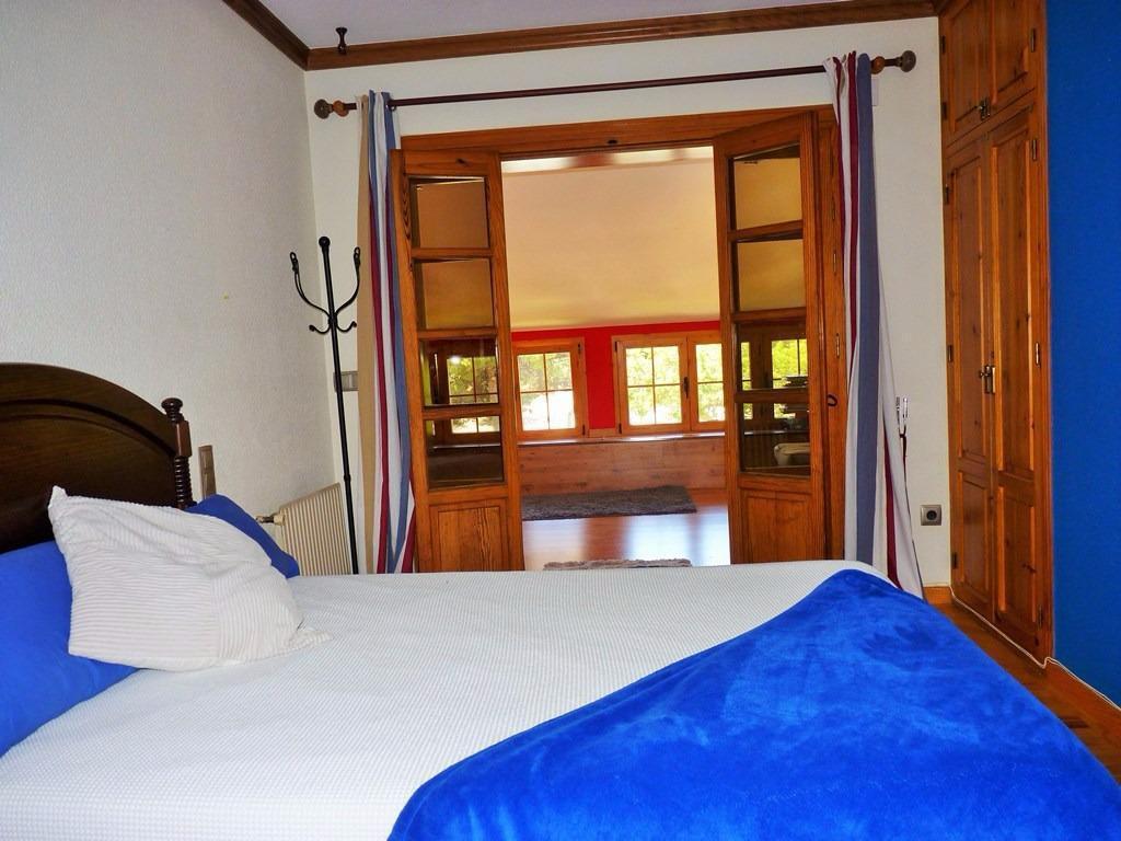 Chalet for Sale in Roquetas de Mar