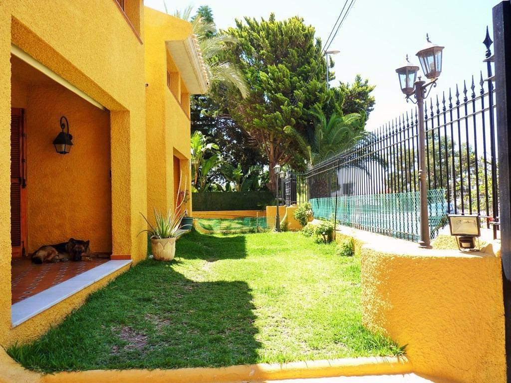 Chalet for Sale in Roquetas de Mar