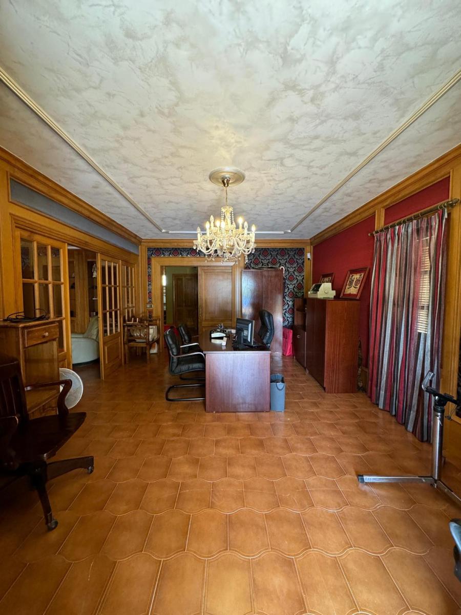 Chalet for Sale in Roquetas de Mar