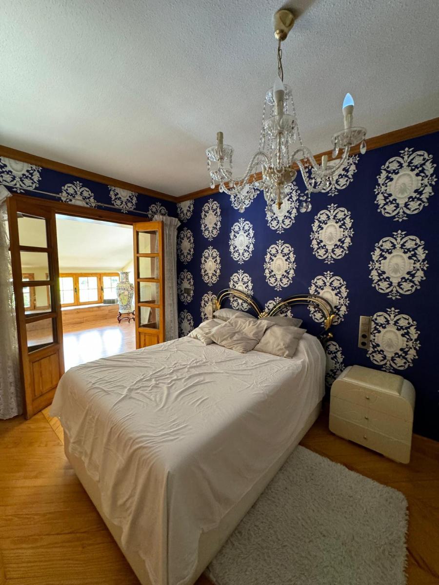 Chalet for Sale in Roquetas de Mar