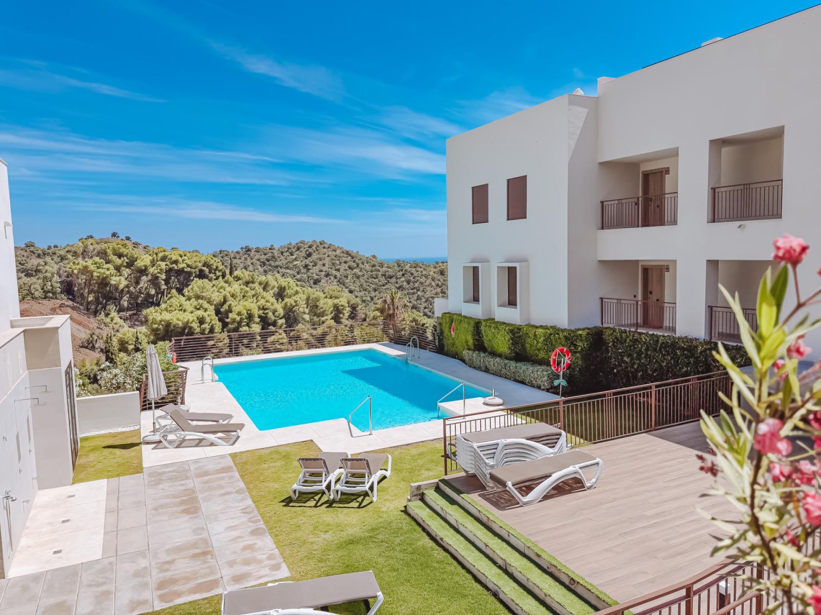 Apartment for Sale in Istán