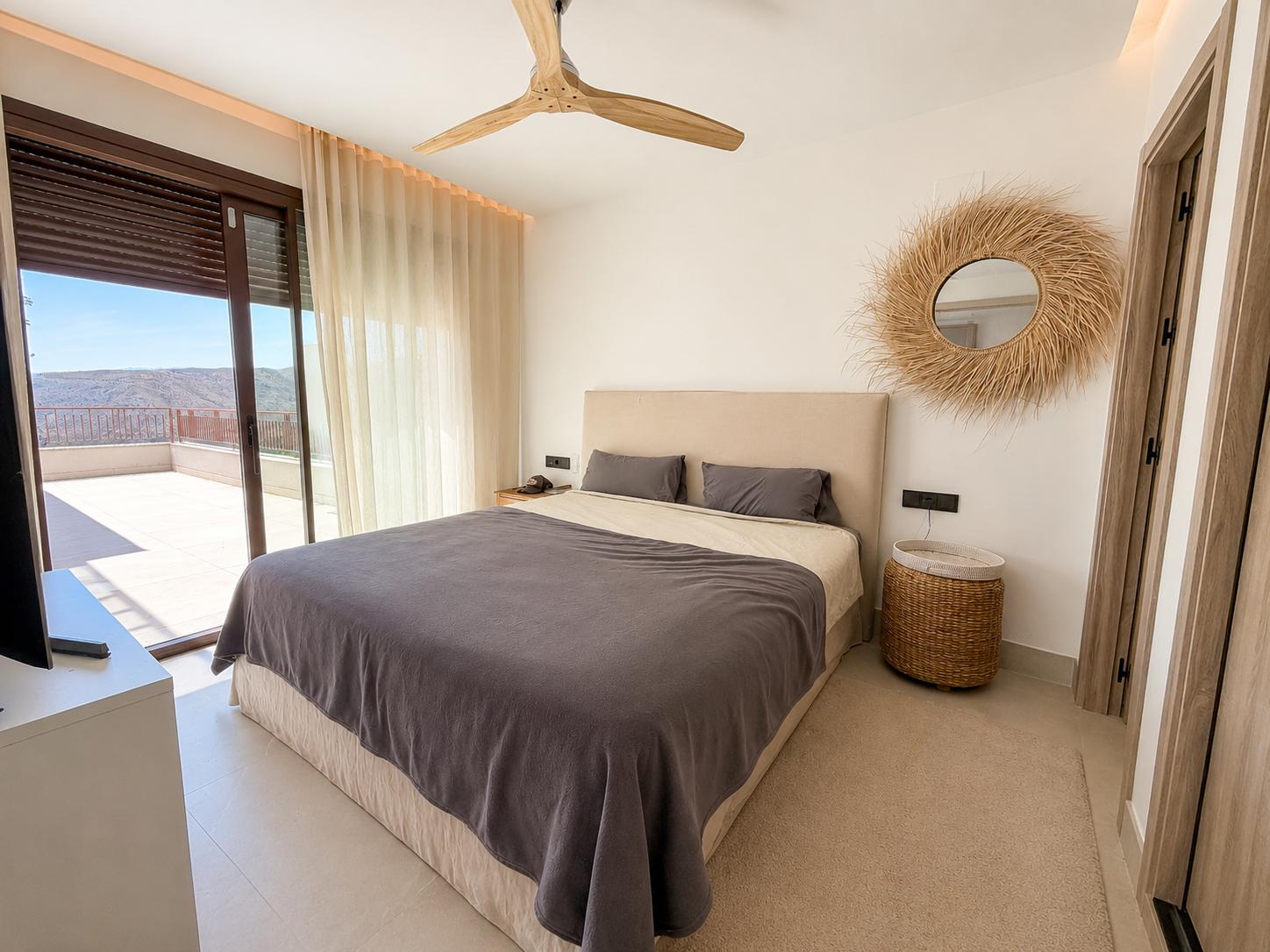 Apartment for Sale in Istán