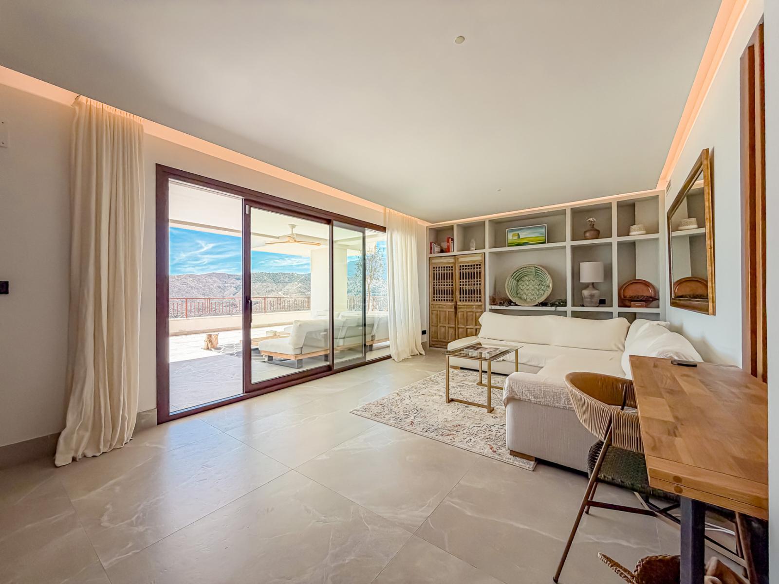 Apartment for Sale in Istán