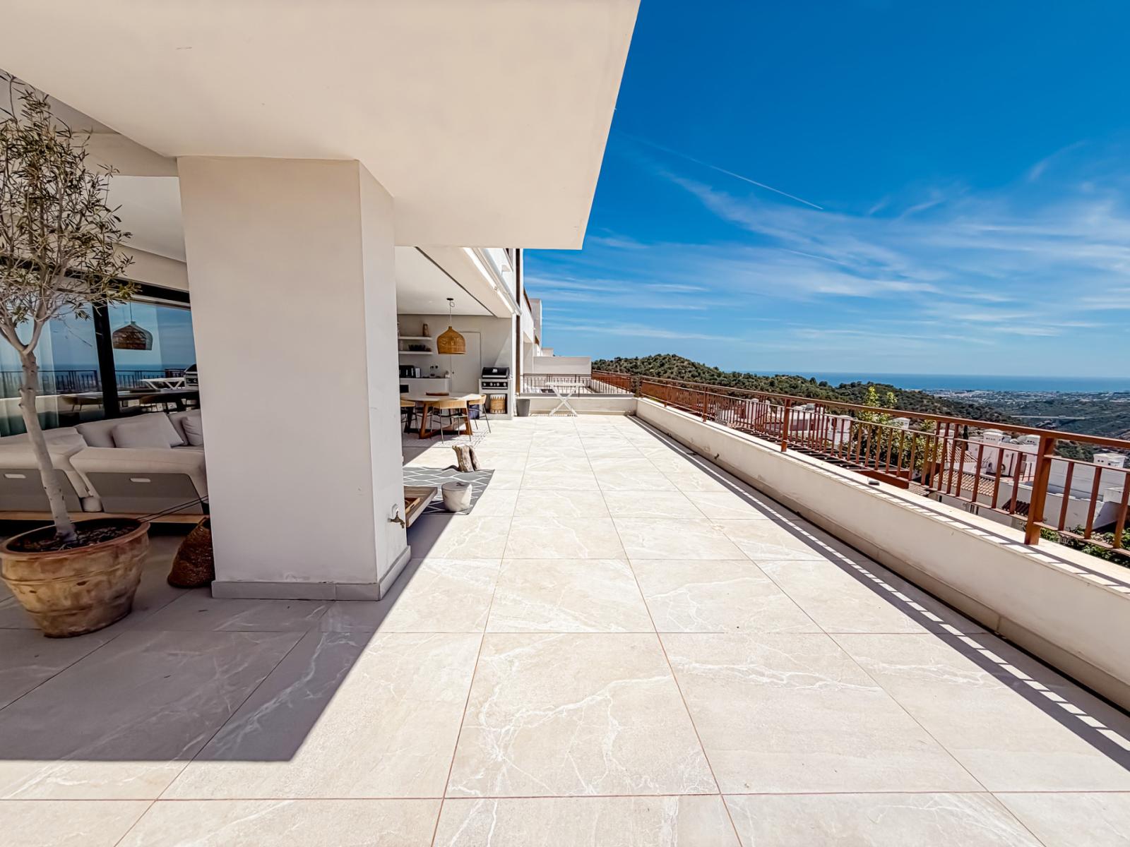 Apartment for Sale in Istán