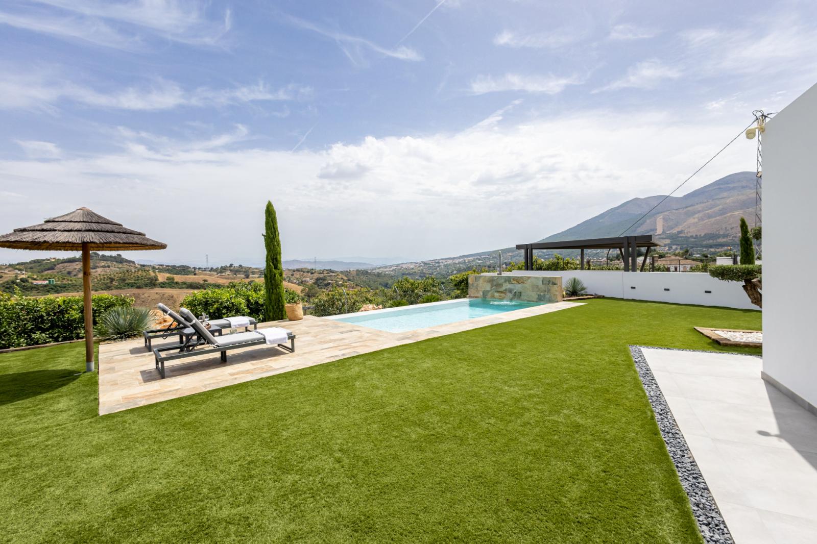 Villa for Sale in Alhaurín el Grande