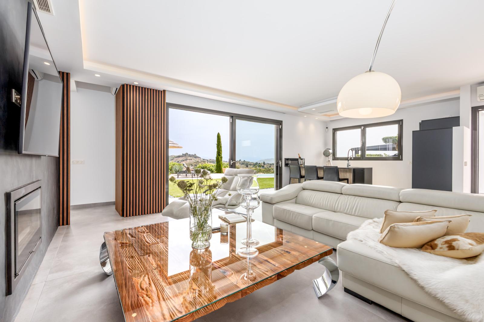 Villa for Sale in Alhaurín el Grande