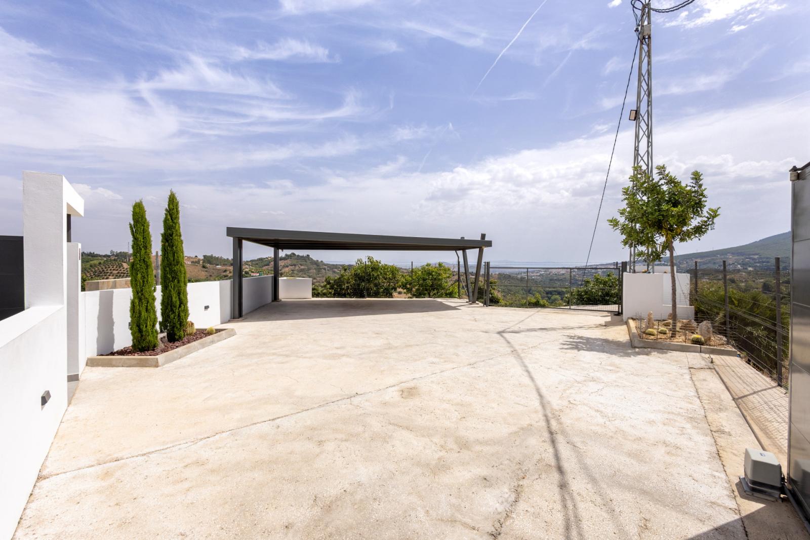 Villa for Sale in Alhaurín el Grande