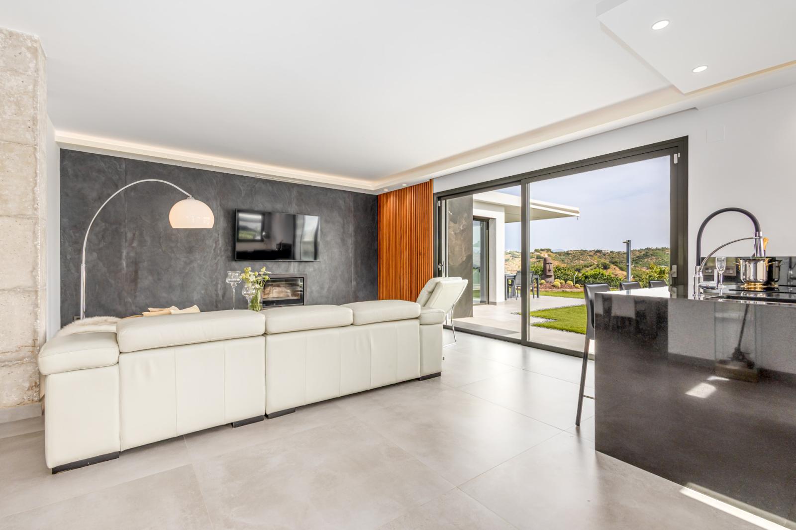 Villa for Sale in Alhaurín el Grande