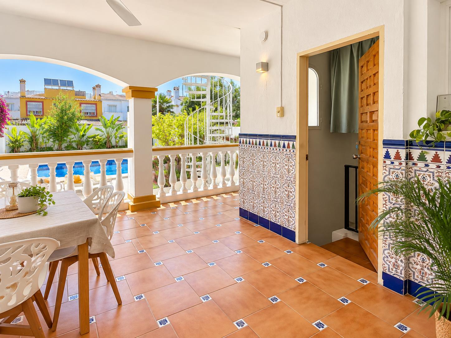 Semi-detached House for Rent in Marbella