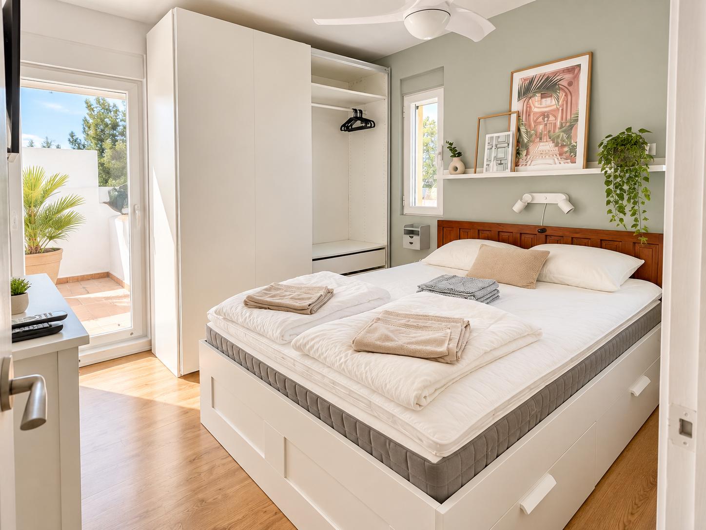 Semi-detached House for Rent in Marbella