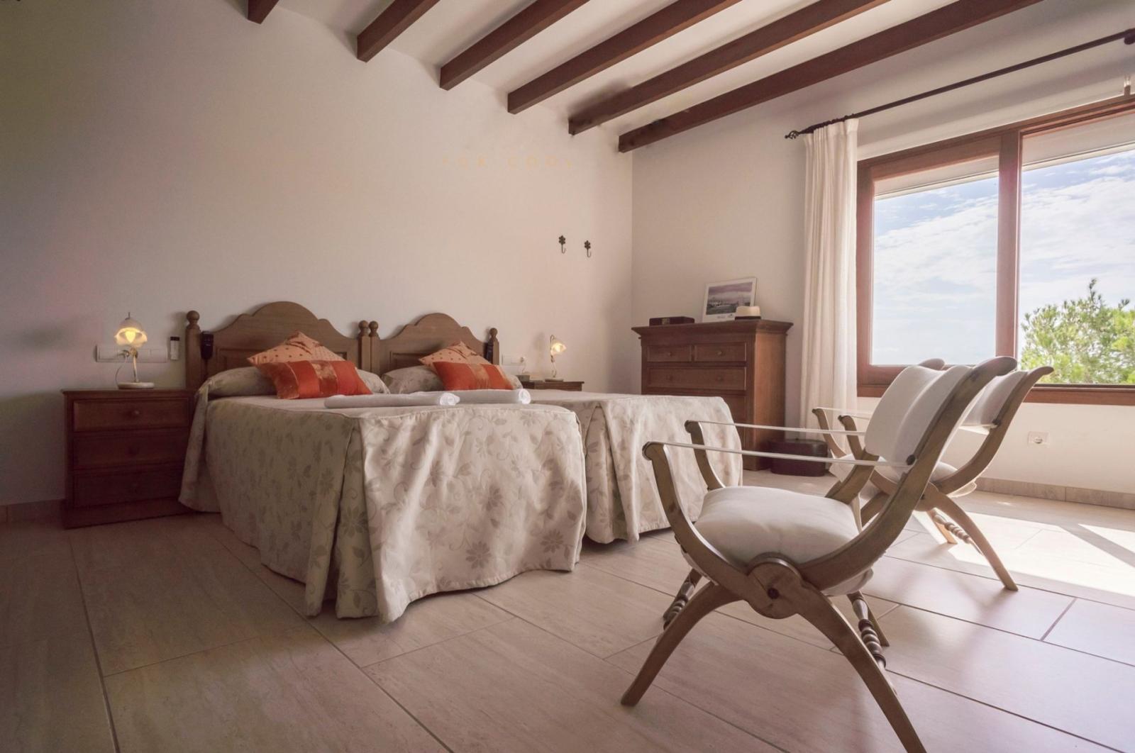 Chalet for Sale in Santa Eulalia del Río