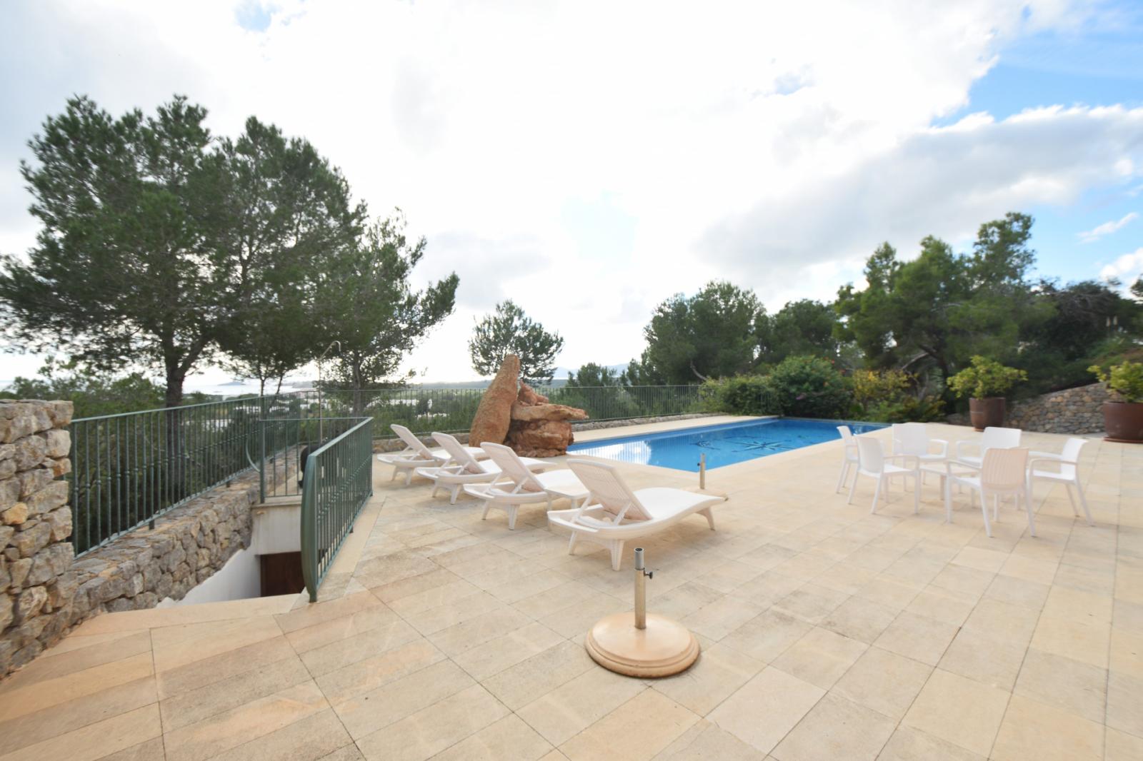 Chalet for Sale in Santa Eulalia del Río