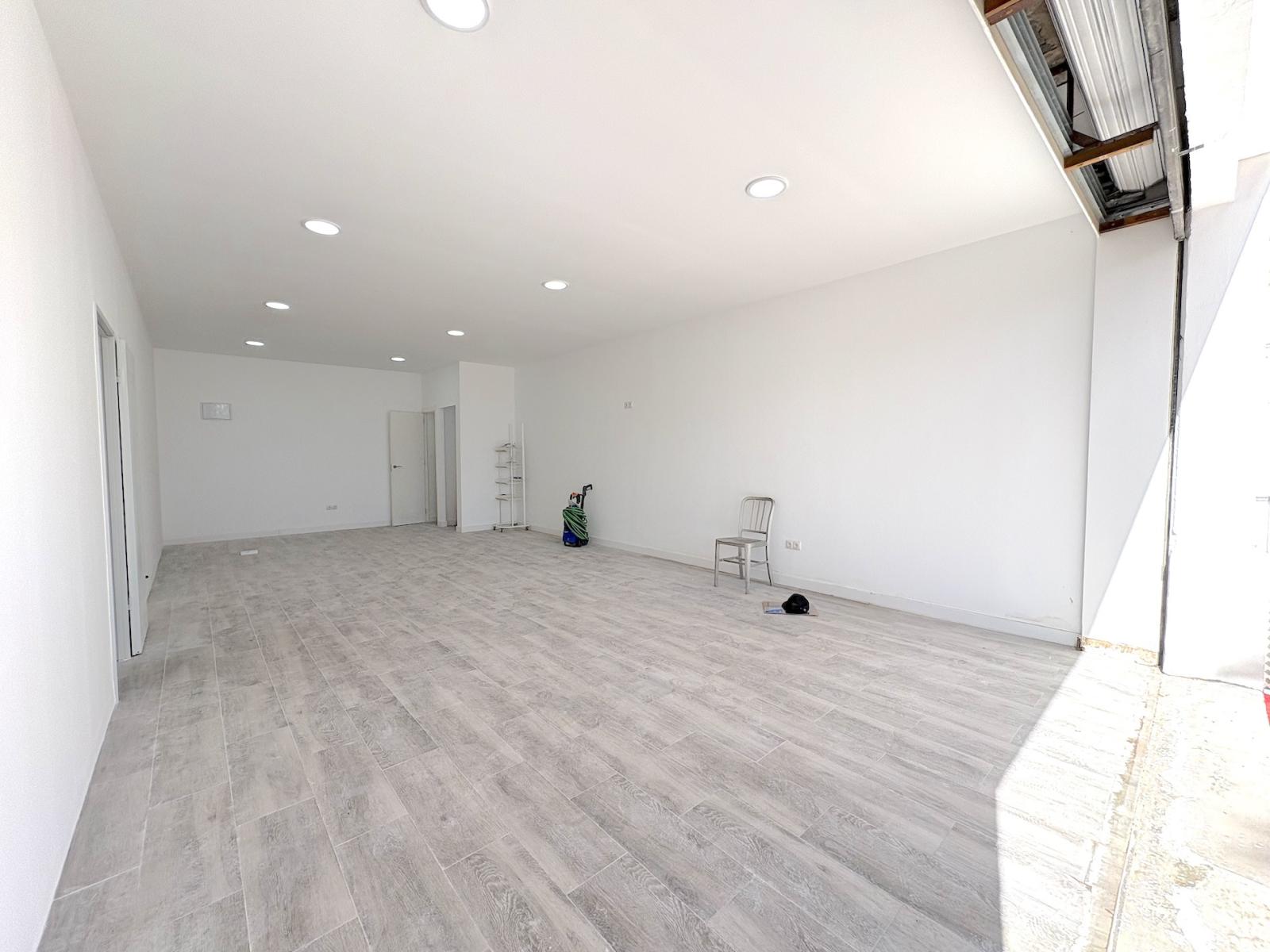 Premise for Sale in Benalmádena