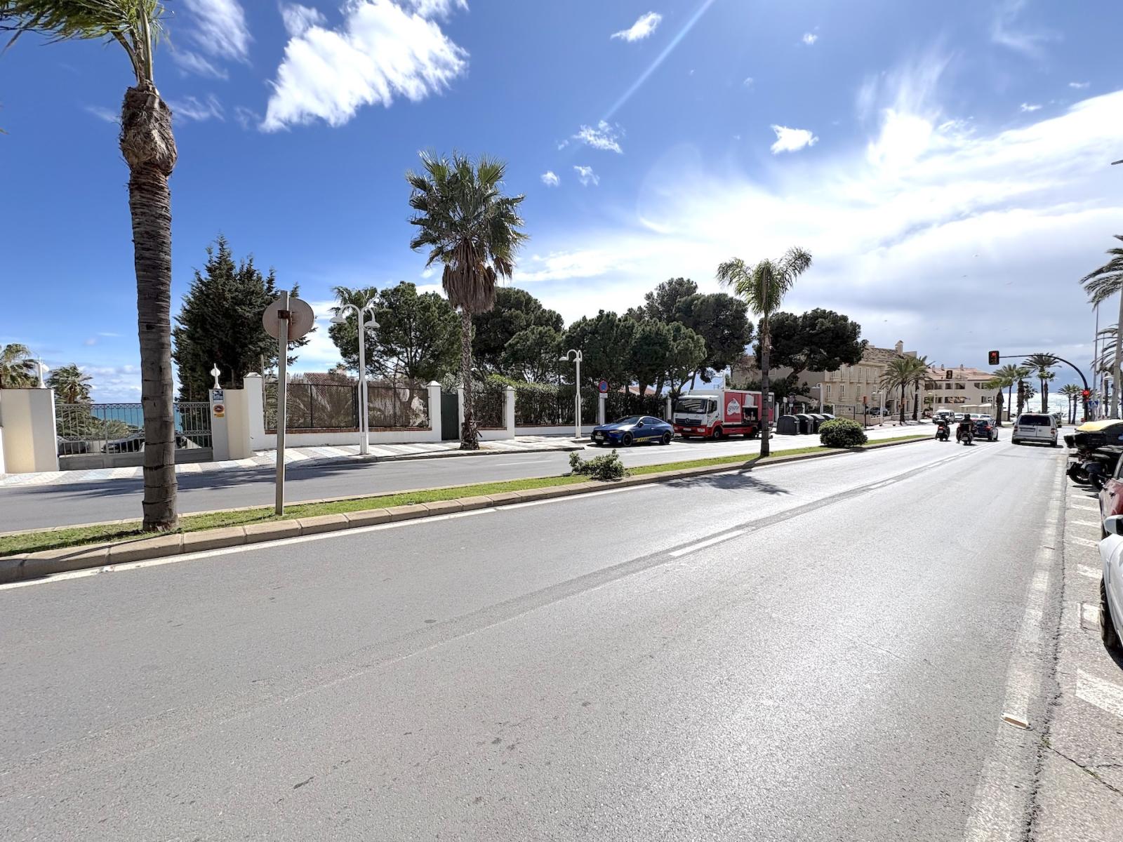 Premise for Sale in Benalmádena