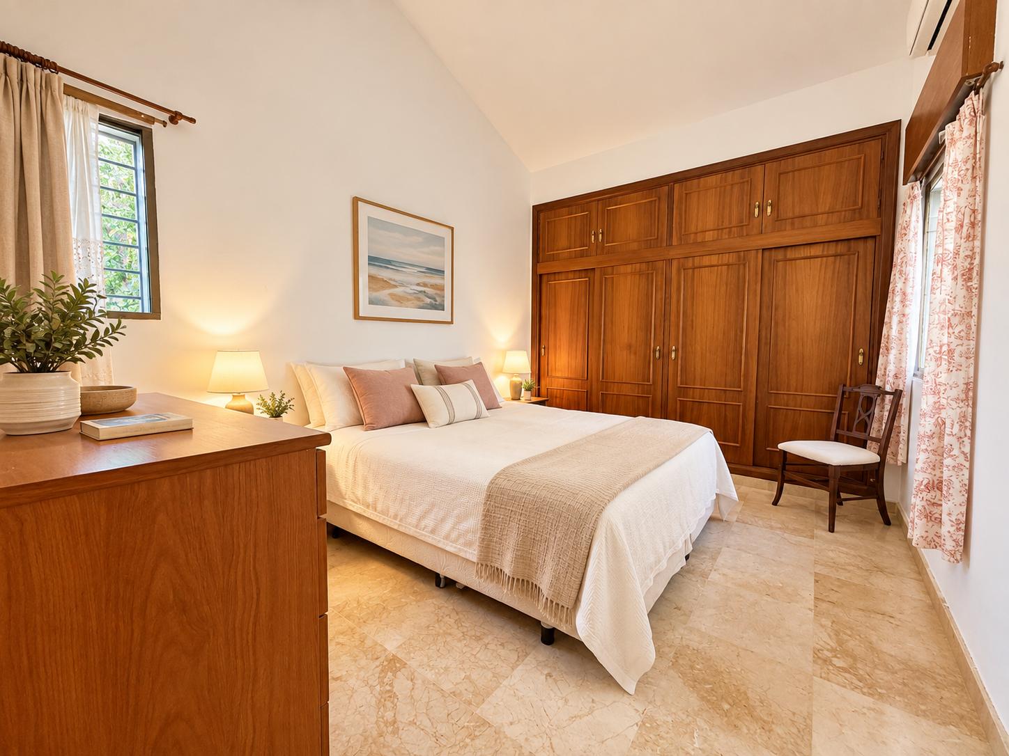 Villa for Sale in Estepona