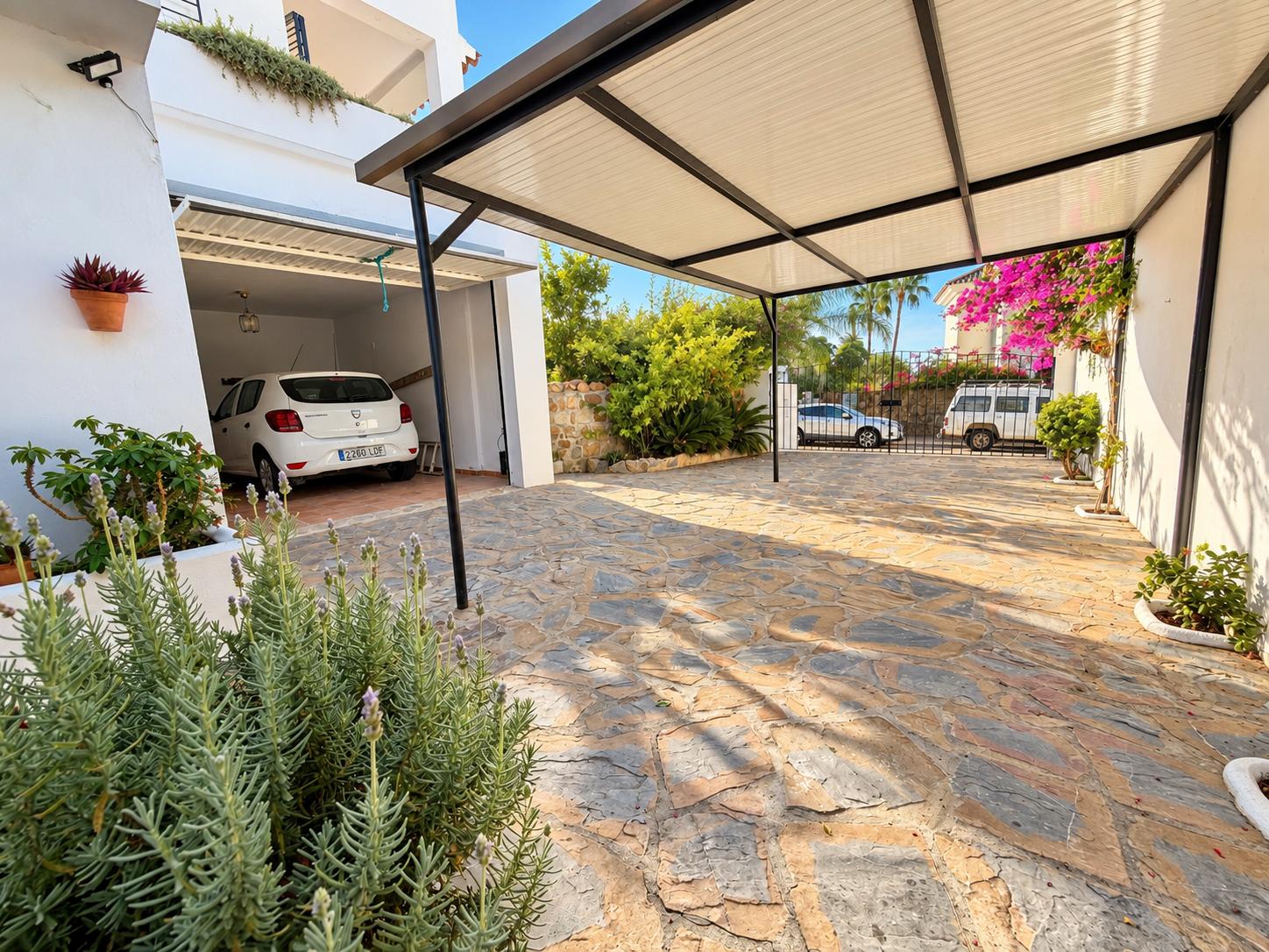 Villa for Sale in Estepona