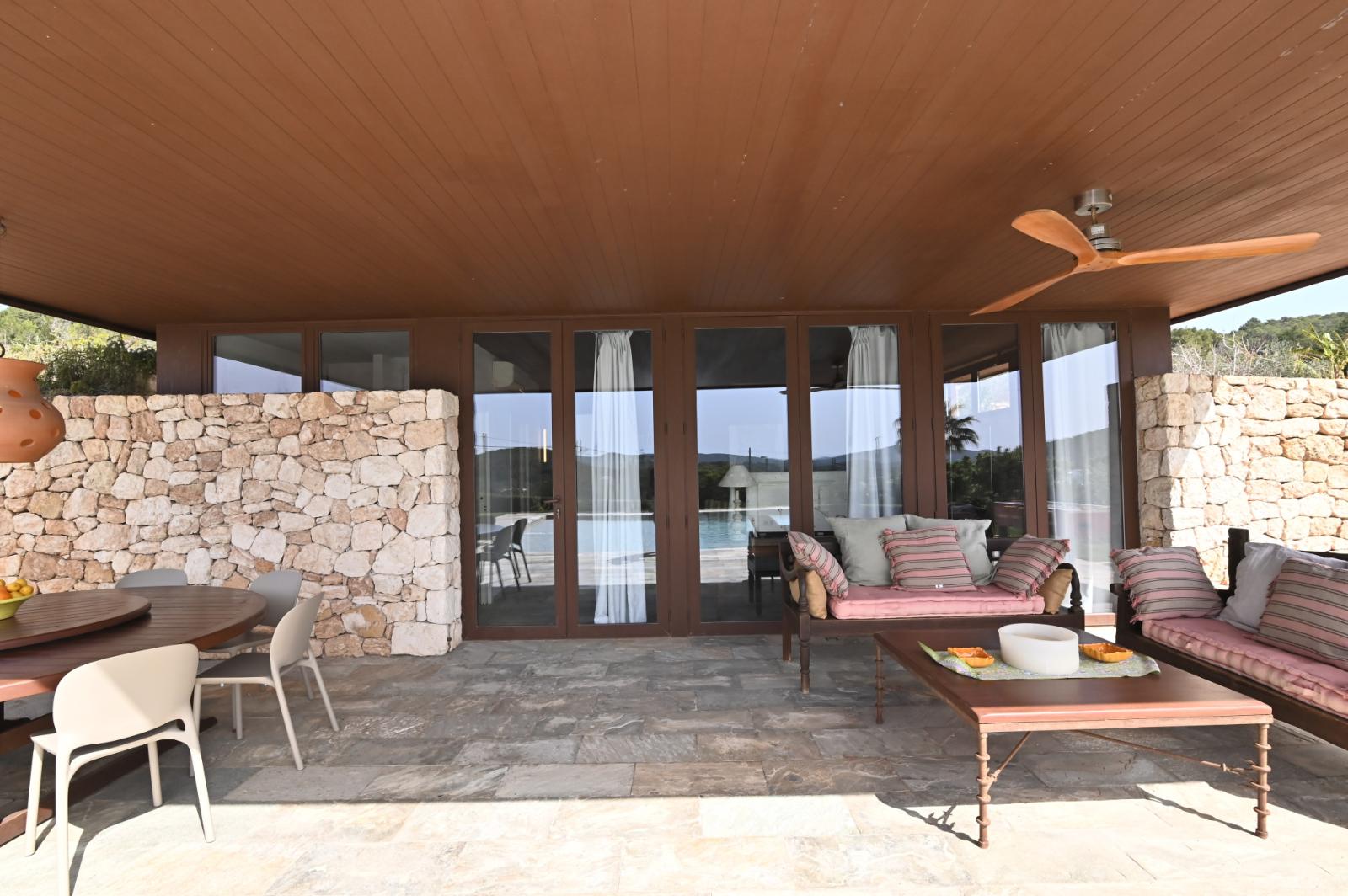 Villa for Rent in Santa Eulalia del Río