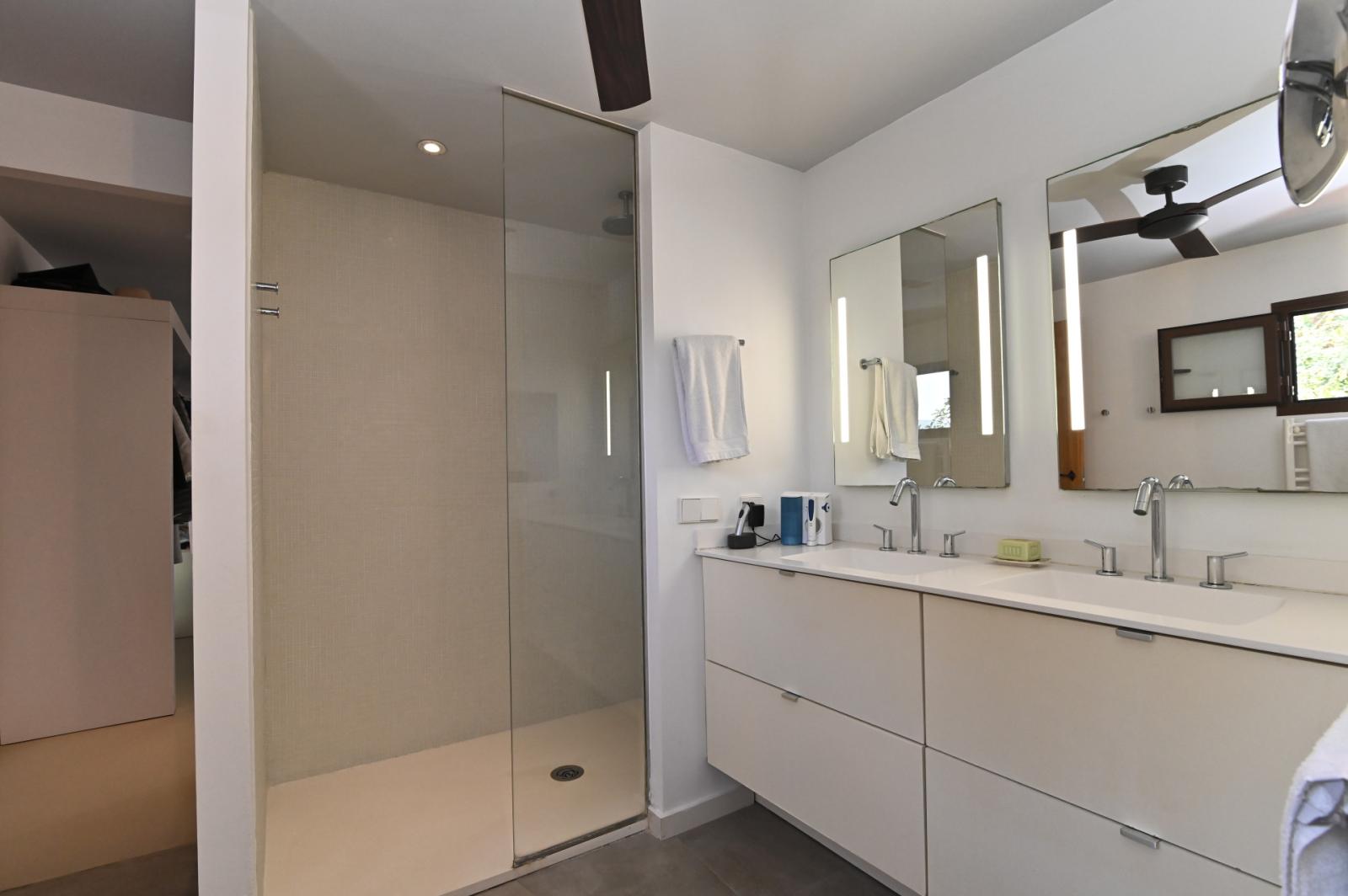 Villa for Rent in Santa Eulalia del Río